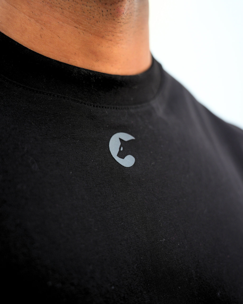Raw Cutoff Black