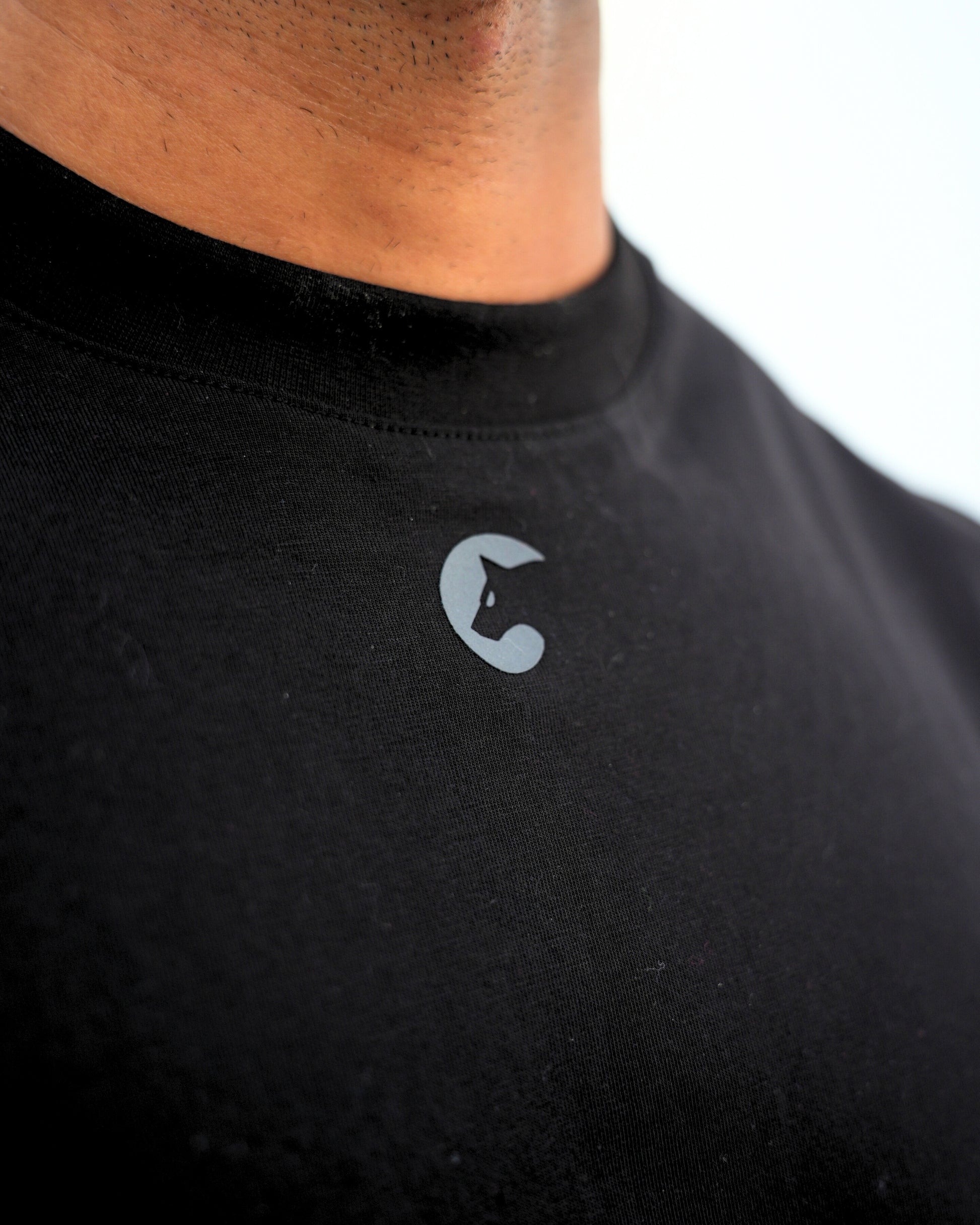 Raw Cutoff Black